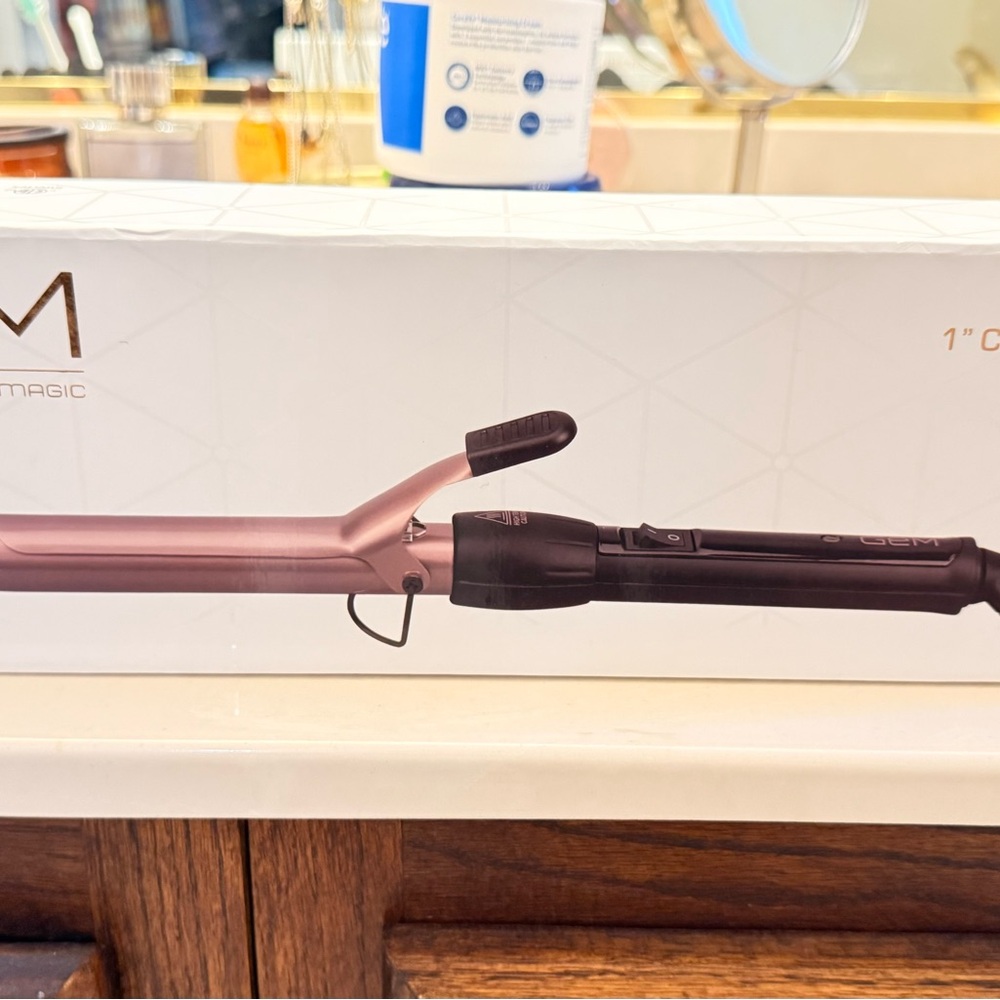 AM Professional Curling Iron - Black and Pink